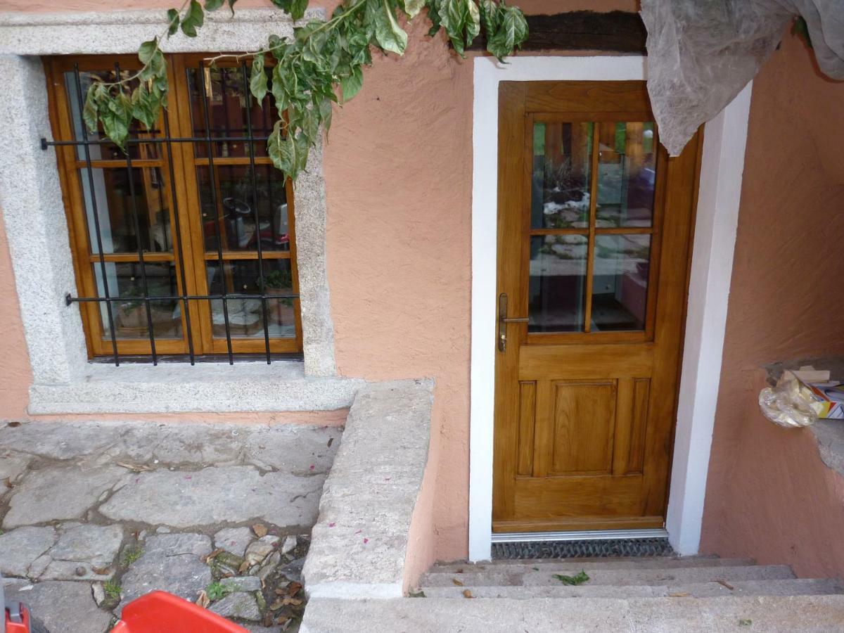 La Vecchia Casa Rosa Leilighet Cannero Riviera Eksteriør bilde