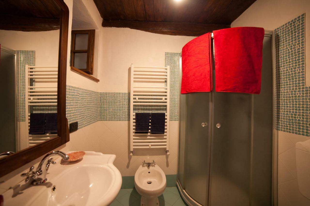 La Vecchia Casa Rosa Leilighet Cannero Riviera Eksteriør bilde
